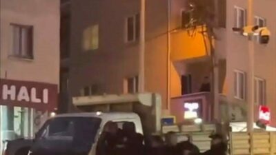Bursa’da iki sürücü arasında çıkan sözlü tartışma, kavgaya dönüşünce taraflardan