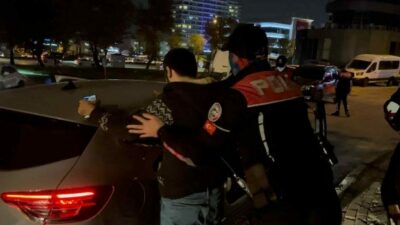 Bursa’da motosikletli polis timleri uygulamalara tam gaz devam ederken, kent