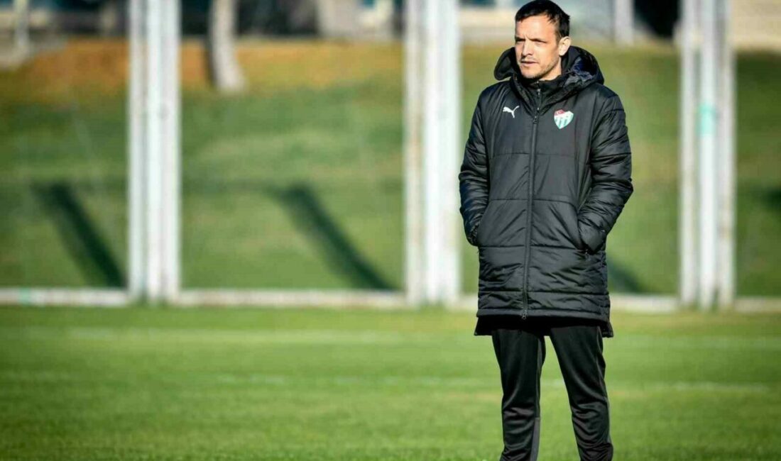 Bursaspor’da Pablo Martin Batalla ile yollar ayrıldı Bursaspor Kulübü, Teknik Direktör Pablo Martin Batalla ile yollarını ayırdığını