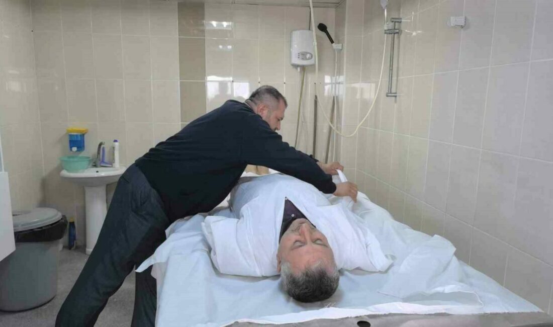 Gassalların tüyler ürperten hikayeleri Bursa’nın İnegöl ilçesinde görev yapan gassallar, dijital platformda yayınlanan diziden