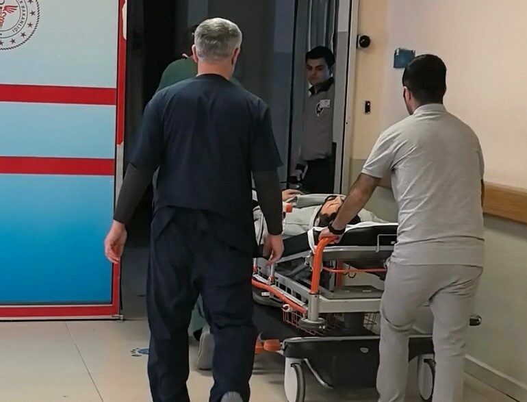 Husumetli olduğu şahsı bıçakla ağır yaraladı Bursa’nın İnegöl ilçesinde bir kişi, husumetli olduğu şahsı bıçakla ağır