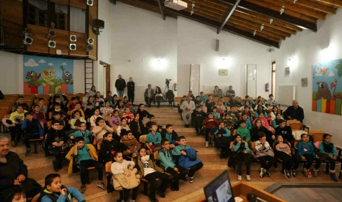 İlköğretim öğrencilerine vektörle mücadele eğitimi Bursa Büyükşehir Belediyesi tarafından kentteki sağlıklı yaşamın korunması ve geleceğe