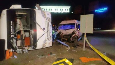 Bursa’nın Orhangazi ilçesinde iki işçi servisinin çarpışması sonucu 1’i ağır