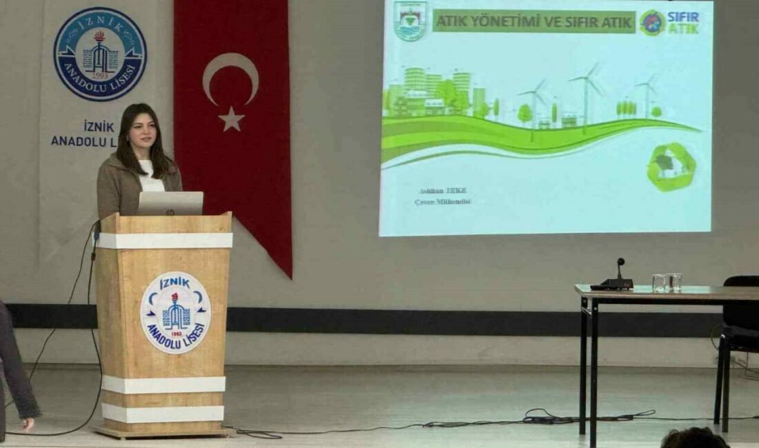 İznik Belediyesi’nden gençlere çevre bilinci semineri başladı İznik Belediyesi İklim Değişikliği ve Sıfır Atık Müdürlüğü, genç nesillerde