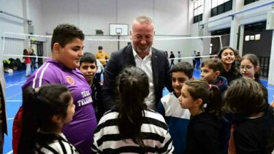 Karacabey’de ilçe genelindeki öğrencilerin sportif imkânlardan daha fazla yararlanabilmesi için