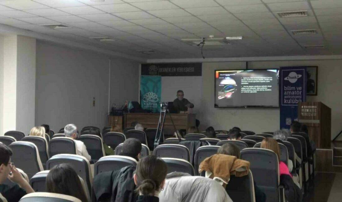 “Karanlık Gökyüzü Parkları” semineri gökyüzüne ışık tuttu Bursa’da Bilim ve Amatör Astronomi Kulübü (BAAK), “Karanlık Gökyüzü Parkları”