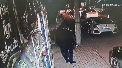 Bursa’nın İnegöl ilçesinde kavgada arkadaşını bıçaklayarak ağır yaralayan şüpheli adliyeye