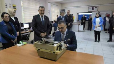 İnegöl Milli Eğitim Müdürlüğü tarafından kurumdaki memurlar arası 10 parmak