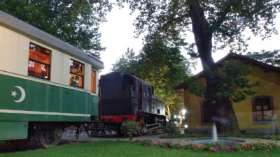 Tarihi Mudanya-Bursa tren hattının istasyonlarından biri olan Merinos, Osmangazi Belediyesi