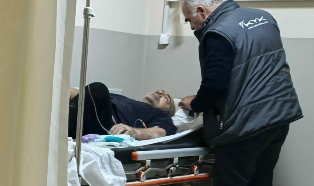 Minibüsün çarptığı adam yaralandı Bursa’nın İnegöl ilçesinde meydana gelen kazada servis minibüsünün çarptığı adam