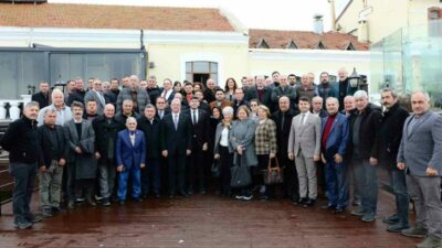 Mudanya Belediye Başkanı Deniz Dalgıç, muhtarlarla yaptığı değerlendirme toplantısında 2024