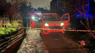 Bursa’da araçta tartışan gençlerden biri, diğerini bıçakla öldürdü. Şüpheli daha