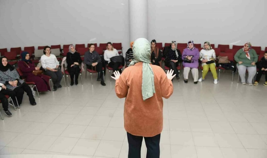 Osmangazi’de kadınlar iletişimin gücünü öğrendi Osmangazi Belediyesi, düzenlediği “Kadın Olmak İletişimin Gücü” söyleşileriyle kadınların kendilerinin