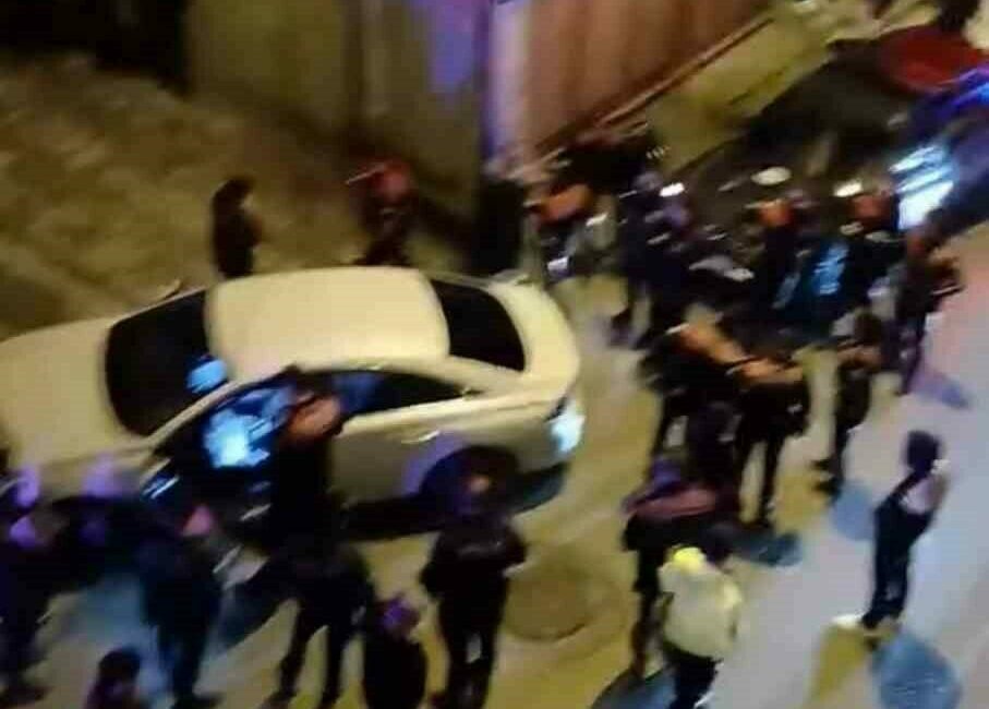 Bursa’da polis ekiplerinin “Dur” ihtarına uymayan ehliyetsiz sürücü ile ekipler