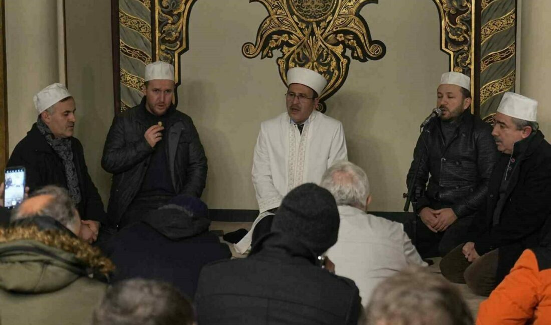 Seyyid Ahmet Arvasi vefatının 36. yılında anıldı Türk-İslam ülküsünün mimarı Seyyid Ahmet Arvasi, vefatının 36. yılında Bursa’da