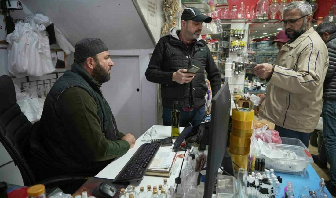 Suriye’de Esad rejiminin sona ermesinin ardından binlerce Suriyeli ülkelerine dönmek