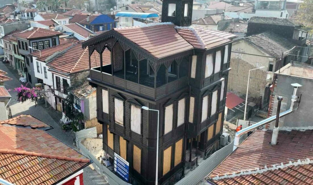 Mudanya Belediyesi, Girit Sokağı’nın simge yapılarından tarihi konağı “Cumhuriyet Müzesi”ne