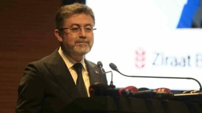 Bursa’da düzenlenen ’Global Farm Summit 2024-Çiftlik Zirvesi’nde konuşan Tarım ve
