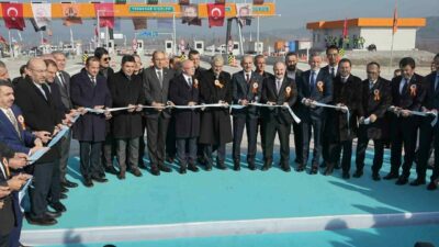 TEKNOSAB Kavşağı açılışında konuşan AK Parti Bursa Milletvekili Mustafa Varank,