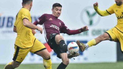 TFF 2. Lig Beyaz Grup 17. hafta maçında İnegölspor sahasında