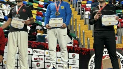 34. Uluslararası Boğaziçi Karate Turnuvası’nda Türkiye Şampiyonu olan Yenişehir Belediyespor