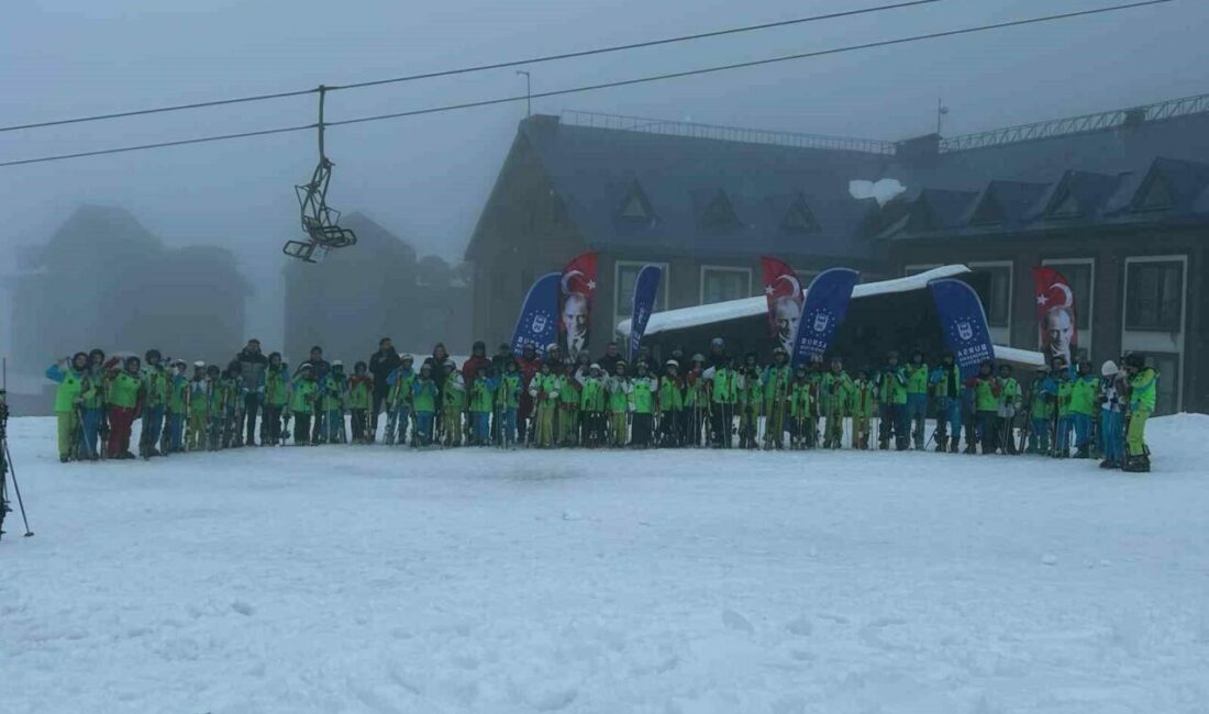 Uludağ’da öğrencilerin kayak heyecanı Bursa Büyükşehir Belediyesi ve İl Milli Eğitim Müdürlüğü tarafından Bursa’nın