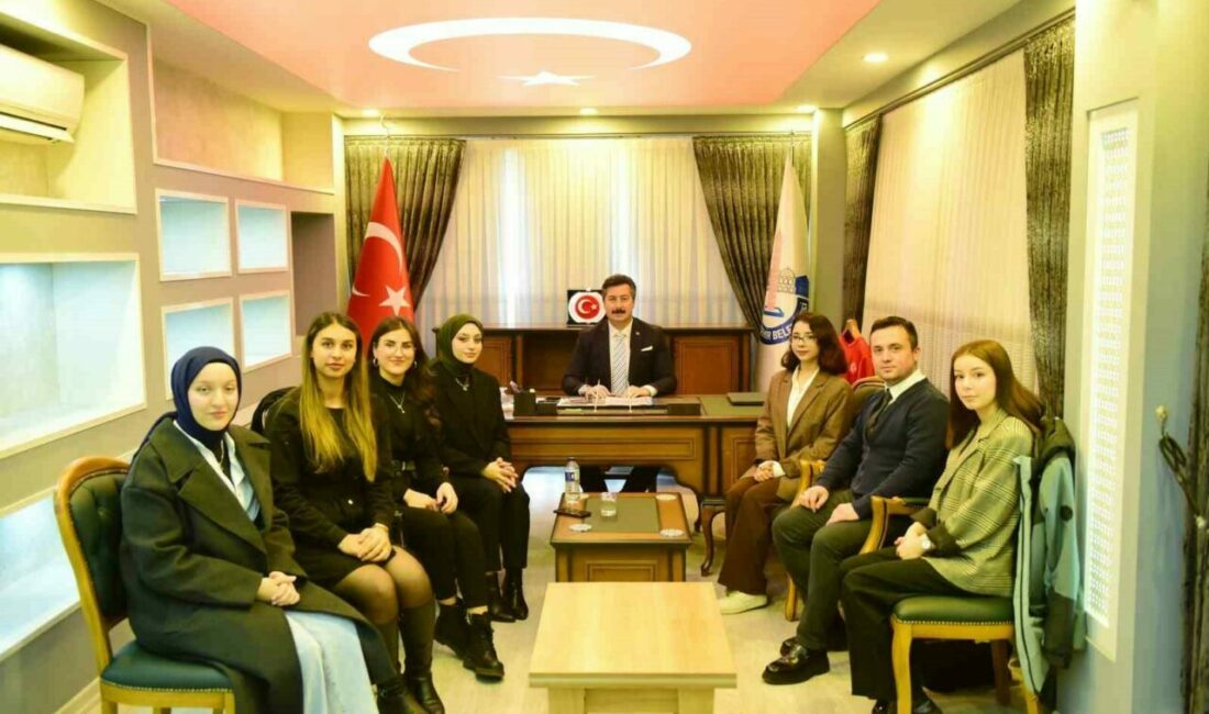 Yenişehir genç dostu şehir olacak Bursa Uludağ Üniversitesi İbrahim Orhan Meslek Yüksek Okulu Öğrenci Topluluğu’nu