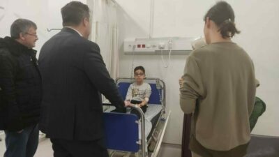 Bursa’nın Yenişehir ilçesinde 47 kişinin tavuk dönerden zehirlendiği iddiasıyla mühürlenen