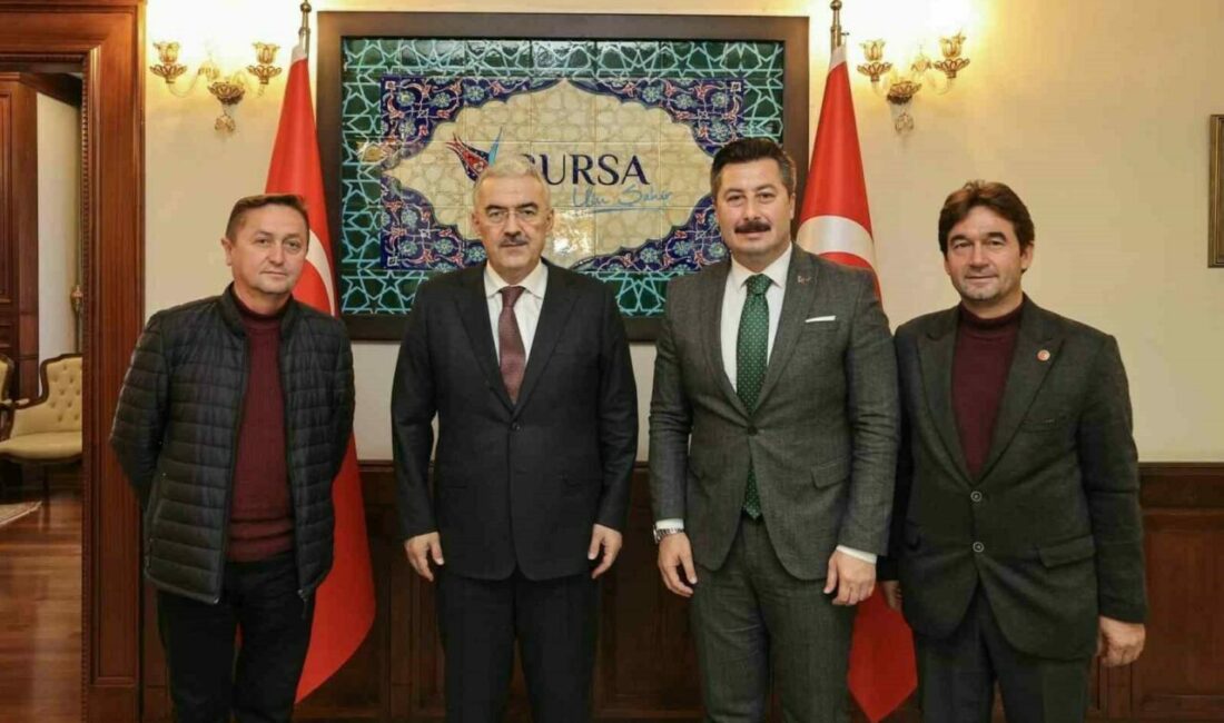 Yenişehirli servisçiler Vali Ayyıldız’dan destek istedi Bursa’nın Yenişehir İlçesinde yıllardır yaşadığı sorunların çözülmesi için çalmadık kapı