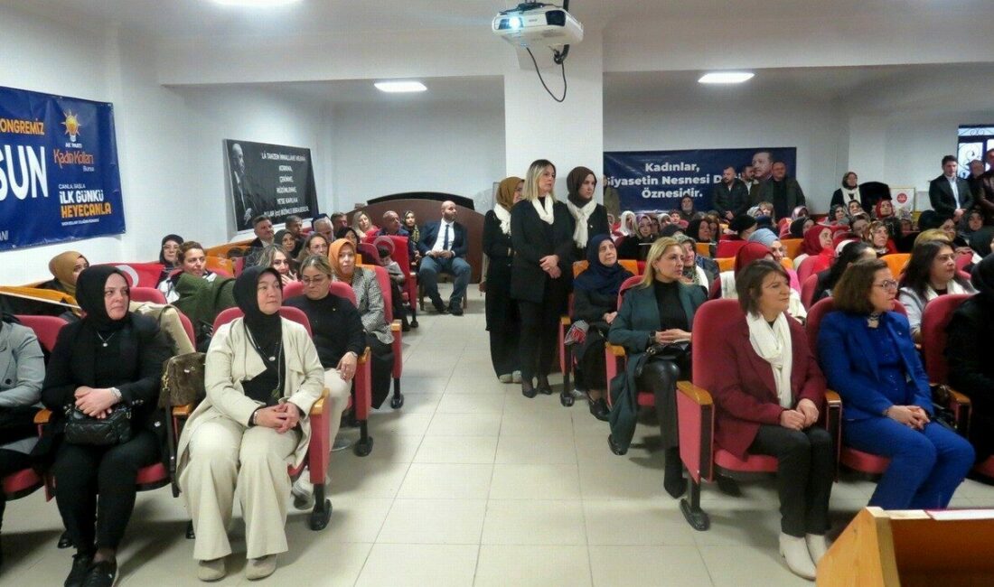AK Parti Mudanya İlçe Kadın Kolları Başkanlığına Sibel Kalender seçildi AK Parti Mudanya İlçe Kadın Kolları Başkanlığına Sibel Kalender seçildi.
