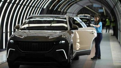 Otomotiv sektörünün binek otomobiller ihracatında Almanya, 1 milyar doların üzerinde