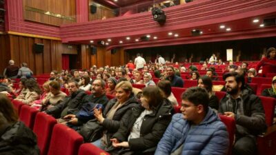 Bursa Büyükşehir Belediyesi’nin düzenlediği ‘Tayyare Sineması’ etkinliği kapsamında ‘Bildiğin Gibi