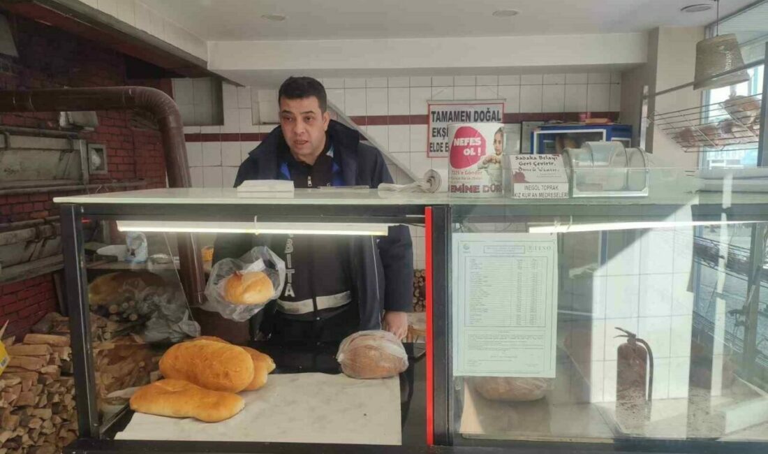 Bursa’da zabıtadan ekmek fırınlarına denetim Bursa’nın İnegöl ilçesinde belediye zabıta ekipleri ekmek fırınlarını mercek altına