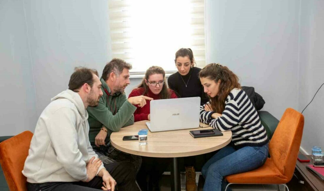 Büyükşehir personeline inovasyon yönetimi eğitimi Bursa Büyükşehir Belediyesi tarafından personele; hibe projeleri, inovasyon yönetim sistemi