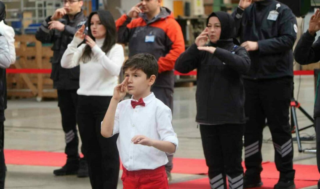 Büyükşehir’de hizmet artık bir işarete bakıyor Bursa Büyükşehir Belediyesi iştiraklerinden Burulaş, işitme engelli bireyleri daha iyi