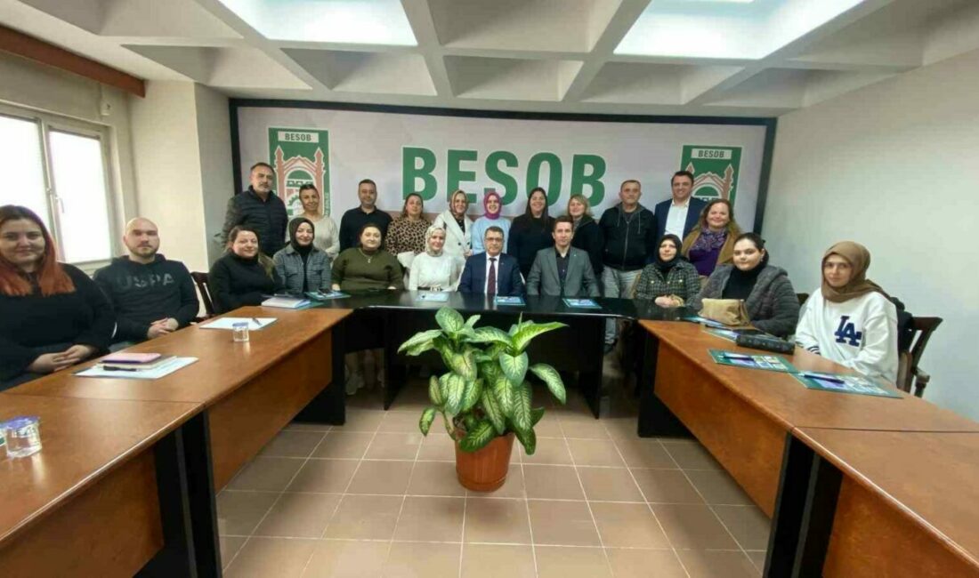 Büyükşehir’den BESOB yönetici ve personeline ‘Resmi yazışma kuralları’ eğitimi Bursa Büyükşehir Belediyesi tarafından Bursa Esnaf ve Sanatkârlar Odaları Birliği’nin