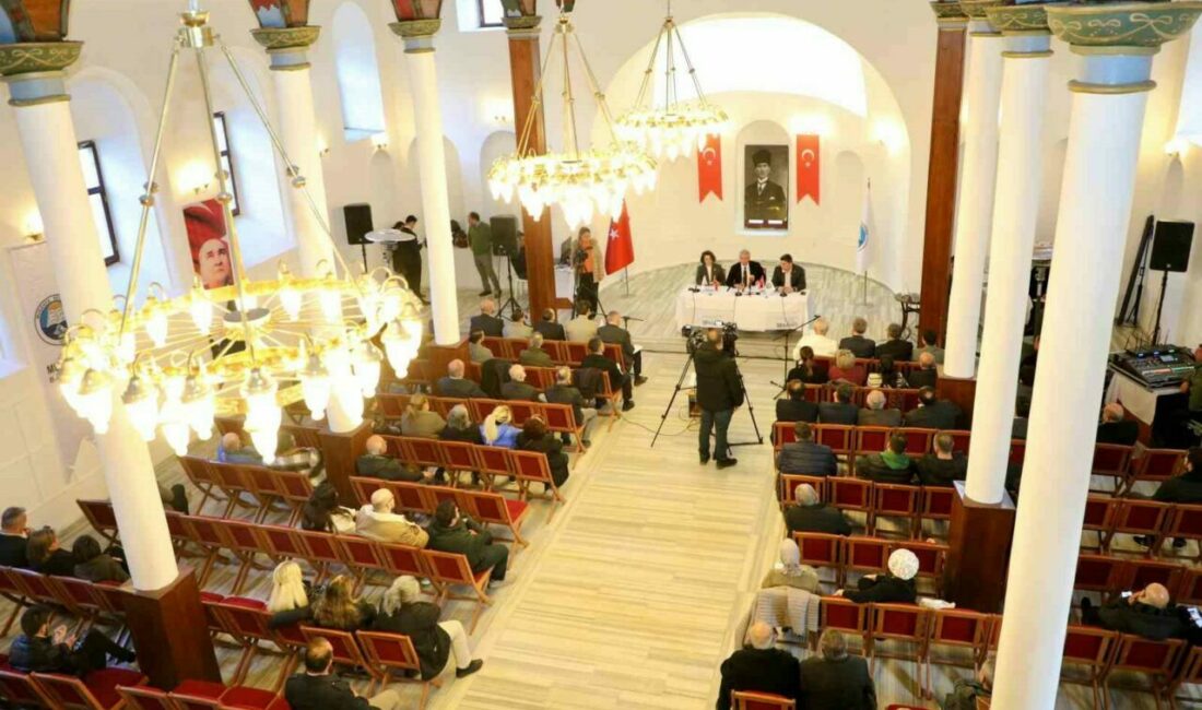 Efsane başkanın adı pazaryerine yaşayacak Mudanya Belediyesi Meclisi yeni yılın ilk toplantısında, Güzelyalı Kapalı Pazar