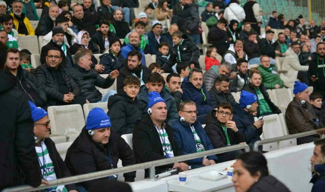 Görme engelli taraftarın hayali gerçek oldu Yıldırım Belediyesi, ‘herkes için futbol’ anlayışıyla görme engelli taraftarın Bursaspor