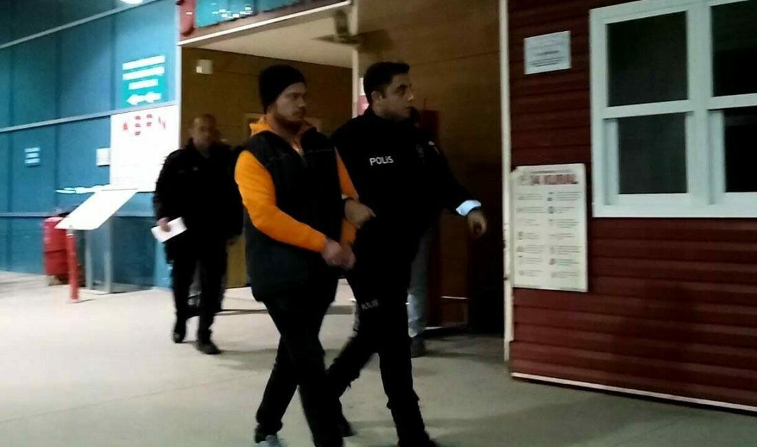 Hırsızlık suçundan 13 yıl hapis cezasıyla aranan şahıs yakalandı Bursa’nın İnegöl ilçesinde hırsızlık suçundan hakkında 13 yıl hapis cezası