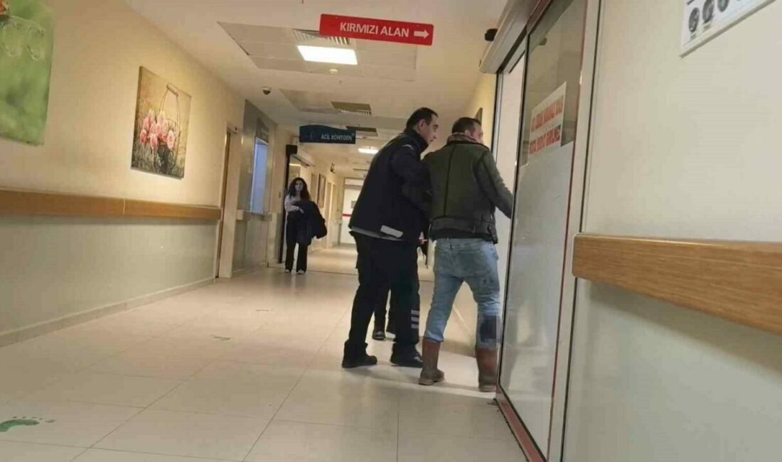 İnegöl’de alacak verecek kavgası: 1 yaralı Bursa’nın İnegöl ilçesinde alacak verecek nedeniyle çıkan silahlı kavgada 1