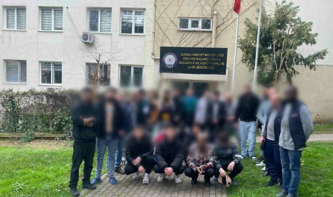 Kaçak göçmen çalıştıran iş yerine baskın Bursa’da yabancı uyruklu şahıslara kalacak yer temin ederek kaçak yollarla