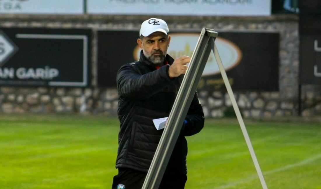 TFF 2. Lig Kırmızı Grup’ta mücadele eden Karacabey Belediyespor’un teknik