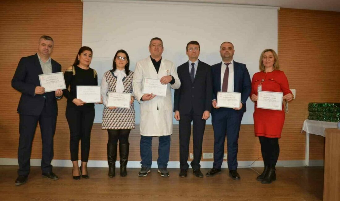 Karacabey Devlet Hastanesi en kaliteli hastane seçildi Karacabey Devlet Hastanesi, Sağlık Bakanlığı tarafından gerçekleştirilen; “Sağlıkta Kalite Standartları