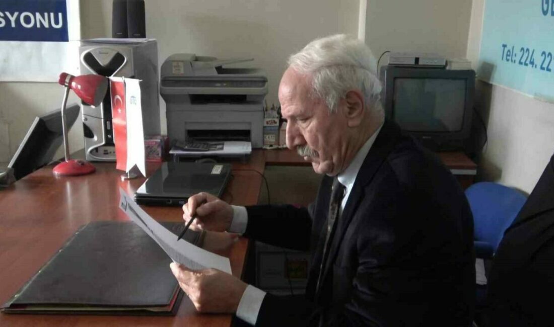 Kredi kartı durduğu yerde cep yakıyor Bursa Tüketici Derneği Başkanı Sıtkı Yılmaz, bankaların yıllık aidat adı