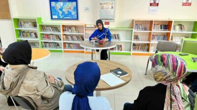 Osmangazi Belediyesi, düzenlemiş olduğu Kütüp-Anne etkinliği ile anneleri kitap okuma