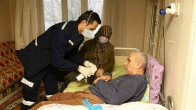 Bursa Büyükşehir Belediyesi’nin önemli sosyal sorumluluk projelerinden olan Evde Hasta