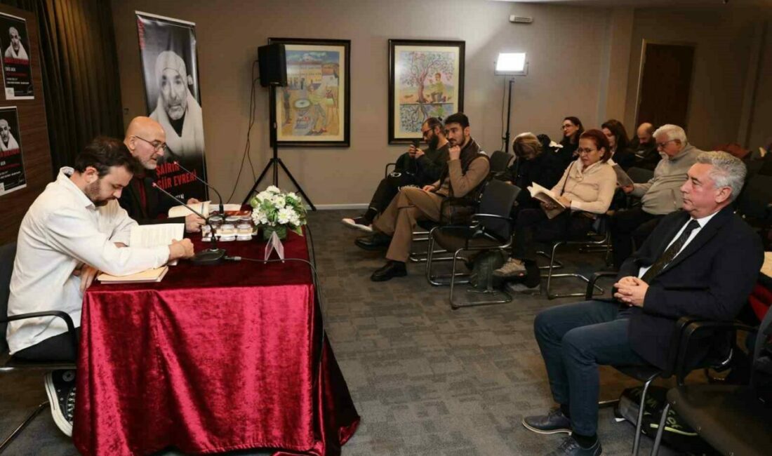 Şairin Şiir Evreni’nin konuğu Enis Akın oldu Nilüfer Belediyesi, edebiyat dünyasının önemli isimlerini buluşturduğu ‘Şairin Şiir Evreni’