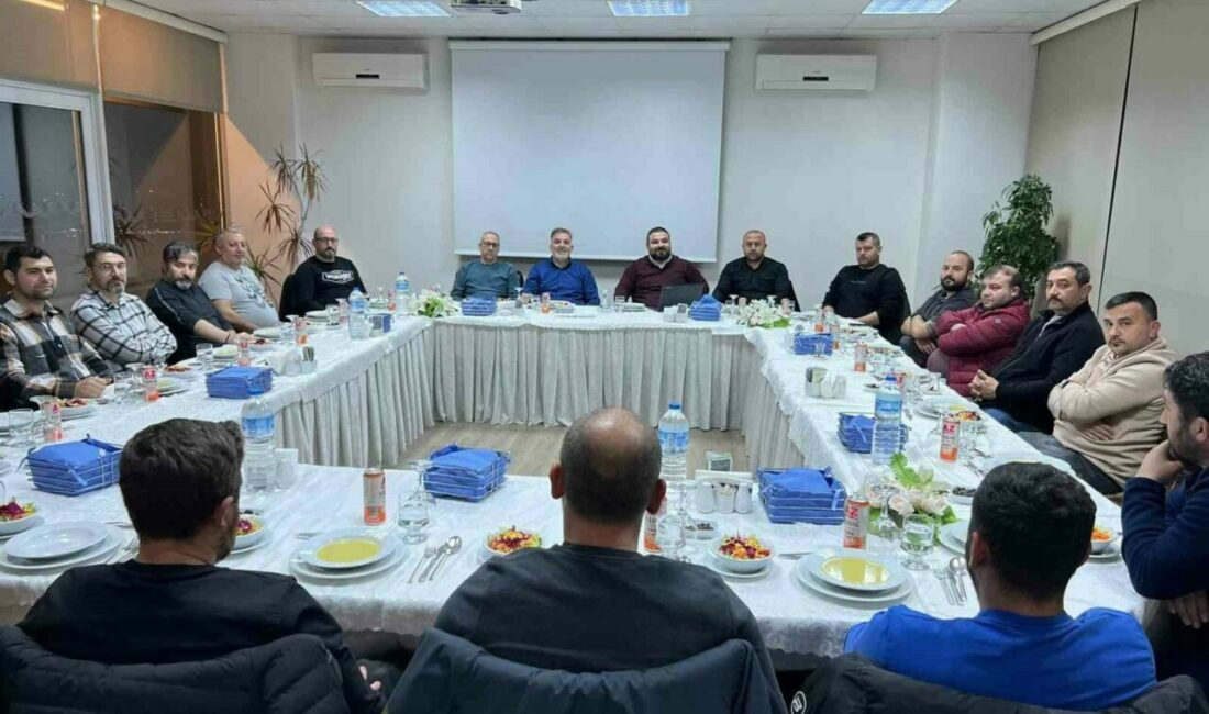 Sirena Marine yat fabrikasında grev için geri sayım başladı Bursa’nın Orhangazi ilçesindeki Sirena Marine yat ve tekne fabrikasında toplu