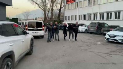 Bursa’da eski nişanlısına ve 14 yaşındaki kız kardeşine pompalı tüfekle
