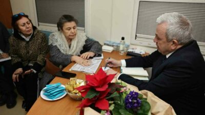 Nilüfer Belediye Başkanı Şadi Özdemir’in mahalleliler ile bir araya gelip,